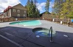 Communal pool & spa